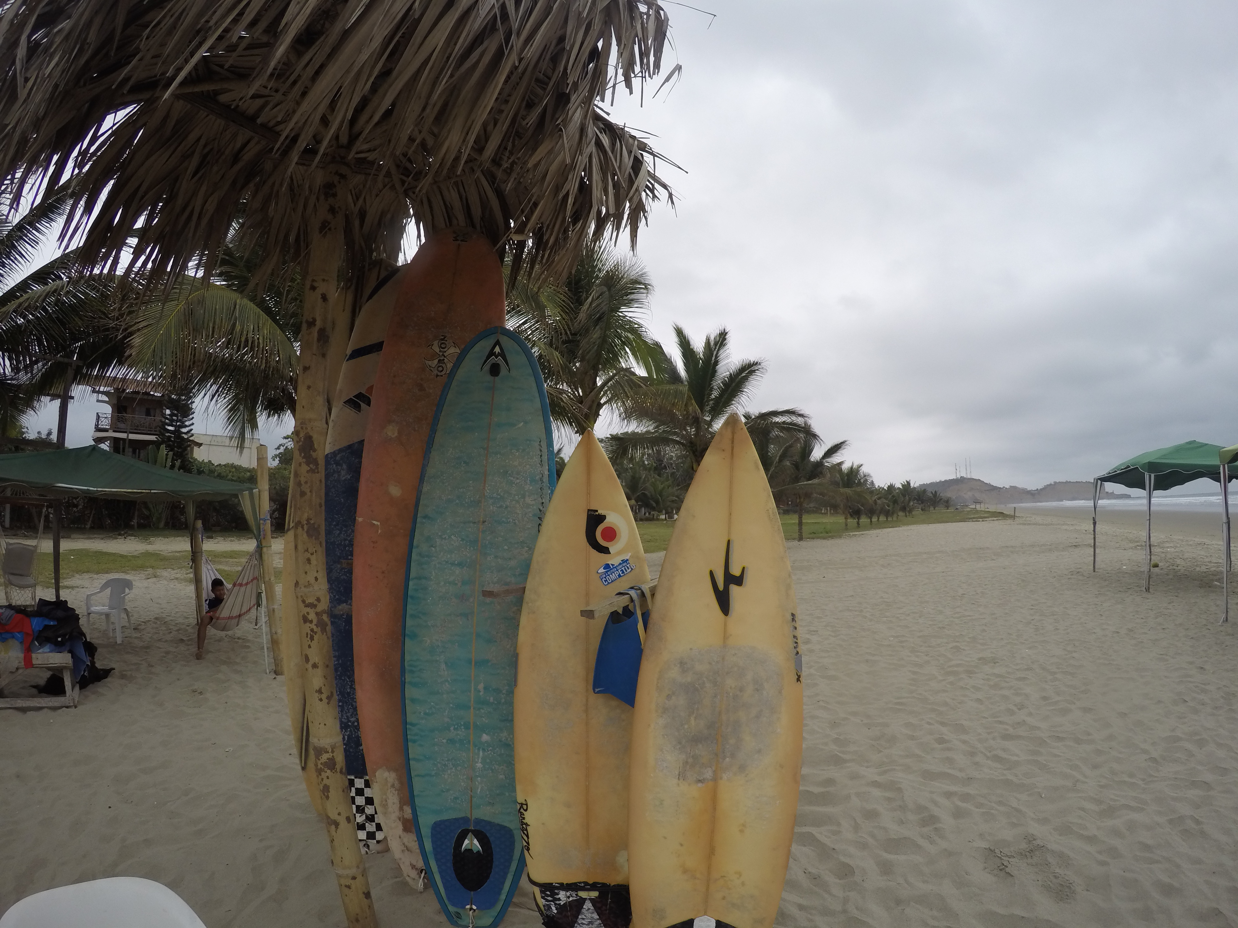 Das Surferparadies in Olón, gleich neben Montanita, dem "Ballermann" Ecuadors 