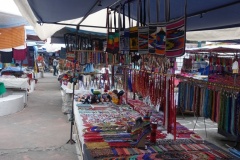 Der Markt von Otavalo in all seinen Farben