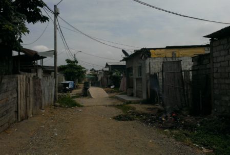 Die Straße, in der wir unterrichten